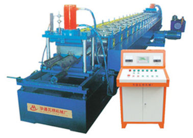 Kim loại thép tốc độ cao Guardrail Roll Forming Machine 3-10m / Min