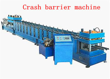 Kim loại thép tốc độ cao Guardrail Roll Forming Machine 3-10m / Min