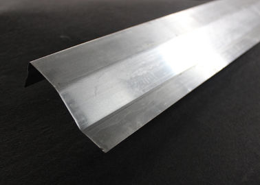 Trang trí nội thất bằng kim loại Trần treo Vẽ hình 0,7mm Đối với ngói trần văn phòng